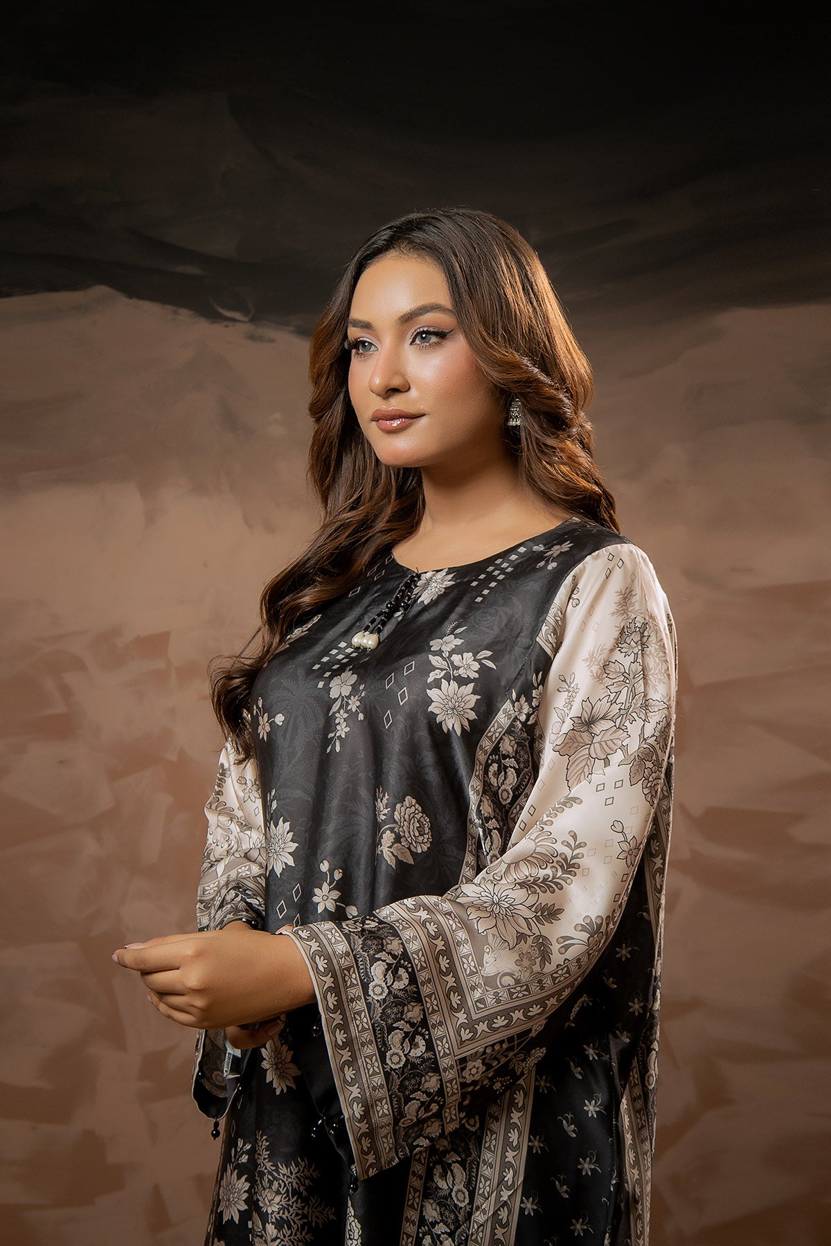 Noir Bloom Printed Shamose Silk 2-Piece
